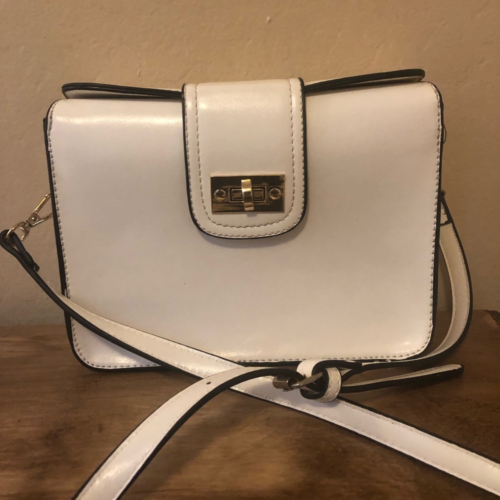 Mellow world faux leather white crossbody purse